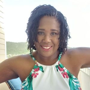 Meet your Posher, Olivian